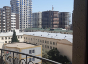 Satılır 4 otaqlı 230 m2 yeni tikili 28 May m.