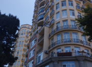 Satılır 3 otaqlı 133 m2 yeni tikili Azadlıq prospekti m.