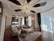 İcarəyə verilir 3 otaqlı 200 m2 yeni tikili İçəri Şəhər m.