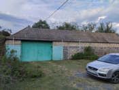 Satılır 4 otaqlı 140 m2 həyət evi Oğuz