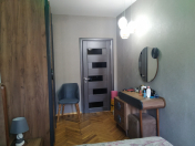 Satılır 3 otaqlı 57 m2 köhnə tikili Neftçilər metrosu