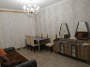 Satılır 2 otaqlı 65 m2 köhnə tikili 6 mkr