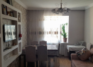 Satılır 2 otaqlı 65 m2 köhnə tikili Qaraçuxur
