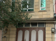 Satılır 5 otaqlı 200 m2 həyət evi 6 mkr