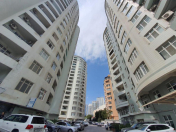 Satılır 4 otaqlı 225 m2 yeni tikili 28 May m.