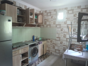 Satılır 3 otaqlı 1 m2 həyət evi Əhmədli m.