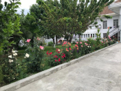 Satılır 8 otaqlı 500 m2 həyət evi Şəki