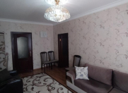 Satılır 4 otaqlı 100 m2 köhnə tikili Bakıxanov