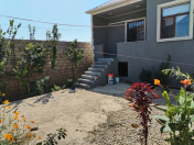 Satılır 3 otaqlı 90 m2 həyət evi Ramana