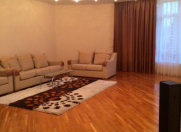 Satılır 5 otaqlı 240 m2 yeni tikili Yasamal r.