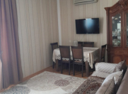 Satılır 4 otaqlı 95 m2 köhnə tikili Bakıxanov