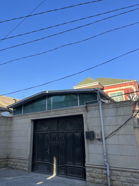 Satılır 5 otaqlı 200 m2 həyət evi Xırdalan