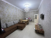 Satılır 2 otaqlı 70 m2 yeni tikili Memar Əcəmi m.