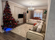 Satılır 4 otaqlı 150 m2 yeni tikili İnşaatçılar m.