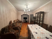 Satılır 3 otaqlı 95 m2 köhnə tikili 3 mkr