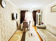 Satılır 2 otaqlı 50 m2 köhnə tikili 8 km