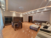 Satılır 3 otaqlı 170 m2 yeni tikili 28 May m.