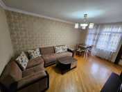 İcarəyə verilir 3 otaqlı 75 m2 köhnə tikili Sahil m.