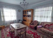 İcarəyə verilir 3 otaqlı 61 m2 köhnə tikili Gəncə