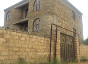 Satılır 10 otaqlı 450 m2 həyət evi Savalan