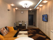 Satılır 2 otaqlı 68 m2 yeni tikili 8 Noyabr m.