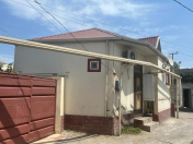 Satılır 2 otaqlı 60 m2 həyət evi 28 Mall