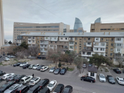 Satılır 2 otaqlı 34 m2 köhnə tikili Elmlər Akademiyası m.