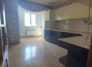 İcarəyə verilir 2 otaqlı 65 m2 köhnə tikili Xalqlar Dostluğu m.