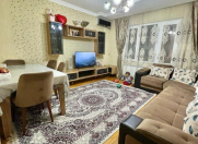 Satılır 2 otaqlı 60 m2 köhnə tikili Qara Qarayev m.