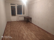 Satılır 2 otaqlı 60 m2 köhnə tikili Həzi Aslanov