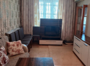 Satılır 2 otaqlı 60 m2 köhnə tikili Memar Əcəmi m.