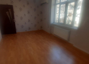 Satılır 2 otaqlı 56 m2 köhnə tikili Sumqayıt