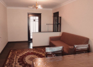 İcarəyə verilir 2 otaqlı 60 m2 köhnə tikili Qara Qarayev m.