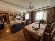 Satılır 4 otaqlı 90 m2 köhnə tikili Yeni Yasamal