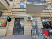 Satılır 3 otaqlı 78 m2 obyekt 28 Mall