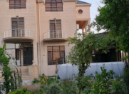 Satılır 6 otaqlı 250 m2 villa Novxanı