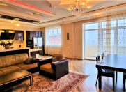 Satılır 4 otaqlı 150 m2 yeni tikili 8 Noyabr m.