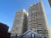 Satılır 4 otaqlı 192 m2 yeni tikili Şah İsmayıl Xətai m.