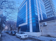 İcarəyə verilir 15 otaqlı 1000 m2 obyekt 28 May m.