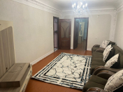 İcarəyə verilir 3 otaqlı 80 m2 köhnə tikili Neftçilər m.