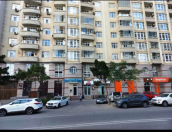 Satılır 3 otaqlı 138 m2 yeni tikili Şah İsmayıl Xətai m.