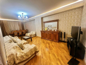 İcarəyə verilir 2 otaqlı 105 m2 yeni tikili 28 May m.