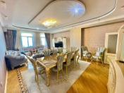 Satılır 4 otaqlı 181 m2 yeni tikili İnşaatçılar m.