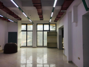 İcarəyə verilir 5 otaqlı 188 m2 obyekt İnşaatçılar m.