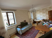 Satılır 12 otaqlı 220 m2 həyət evi Rəsulzadə