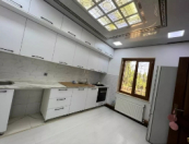 Satılır 6 otaqlı 200 m2 villa Buzovna