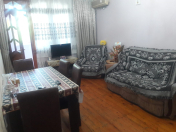 Satılır 3 otaqlı 75 m2 köhnə tikili Memar Əcəmi m.