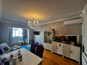 Satılır 1 otaqlı 52 m2 köhnə tikili Azadlıq prospekti m.