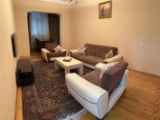 Satılır 3 otaqlı 90 m2 köhnə tikili 9 mkr