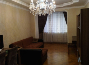 İcarəyə verilir 3 otaqlı 80 m2 köhnə tikili Zoopark